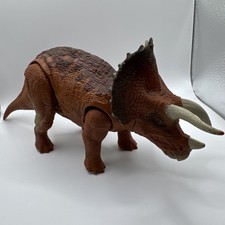2017 Mattel Jurassic World Roarivores Triceratops Dinosaur Figure Sounds