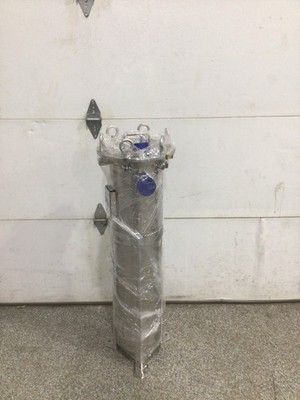 Pentair/Pentek ES22NA415-75 2 In NPT 150 Max PSI 135 GPM Bag Filter Housing
