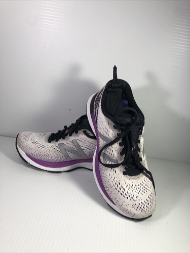 New Balance Women's 880v9 Running Shoes 