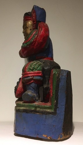 An Antique Chinese Carved Wooden Emperor Figure 12 Inches High - Picture 13 of 15