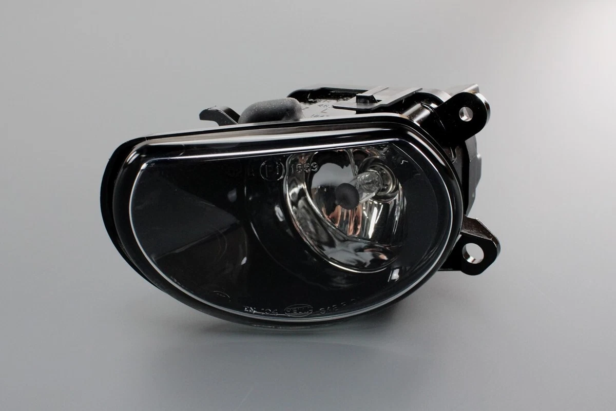 Genuine Audi A8 S8 front halogen fog lamp (left) 4E0941699A | eBay