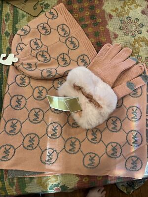 Michael Kors Set Scarf, Gloves and Beanie Hat NWT $144 OS