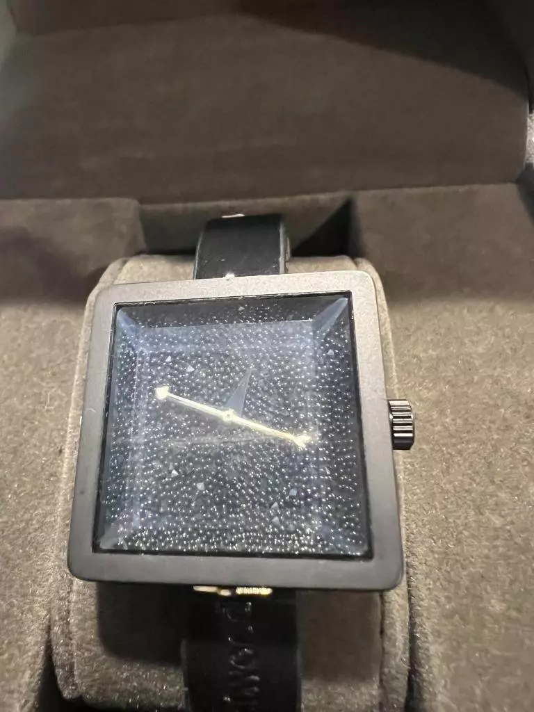 Vivienne Westwood Black Cube Quartz Watch Needs Battery Rare