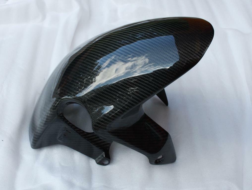 Garde-boue avant CBR1000RR carbone : finis les éclats de peinture de 2008 à 2016