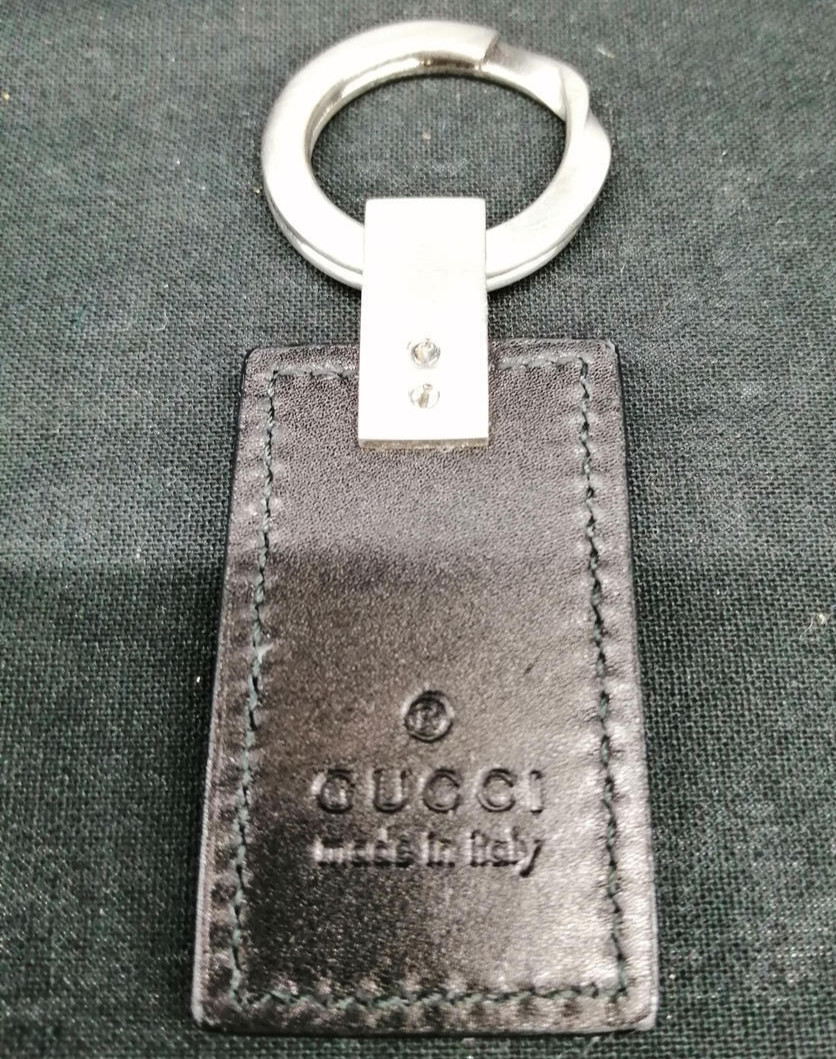 GUCCI Black Leather Rectangle Key Ring Chain Hold… - image 2