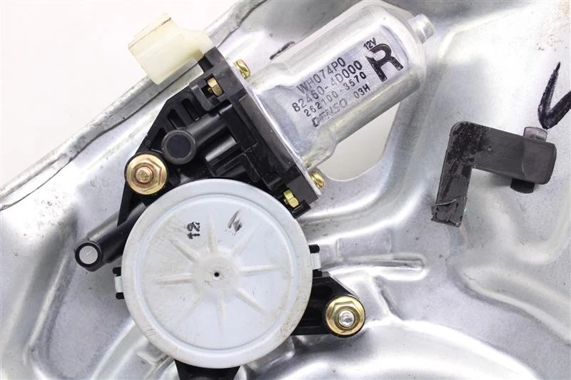 Used Front Right Door Window Regulator Front fits: 2006 Kia Sedona electric Fron Foto 3 de 4