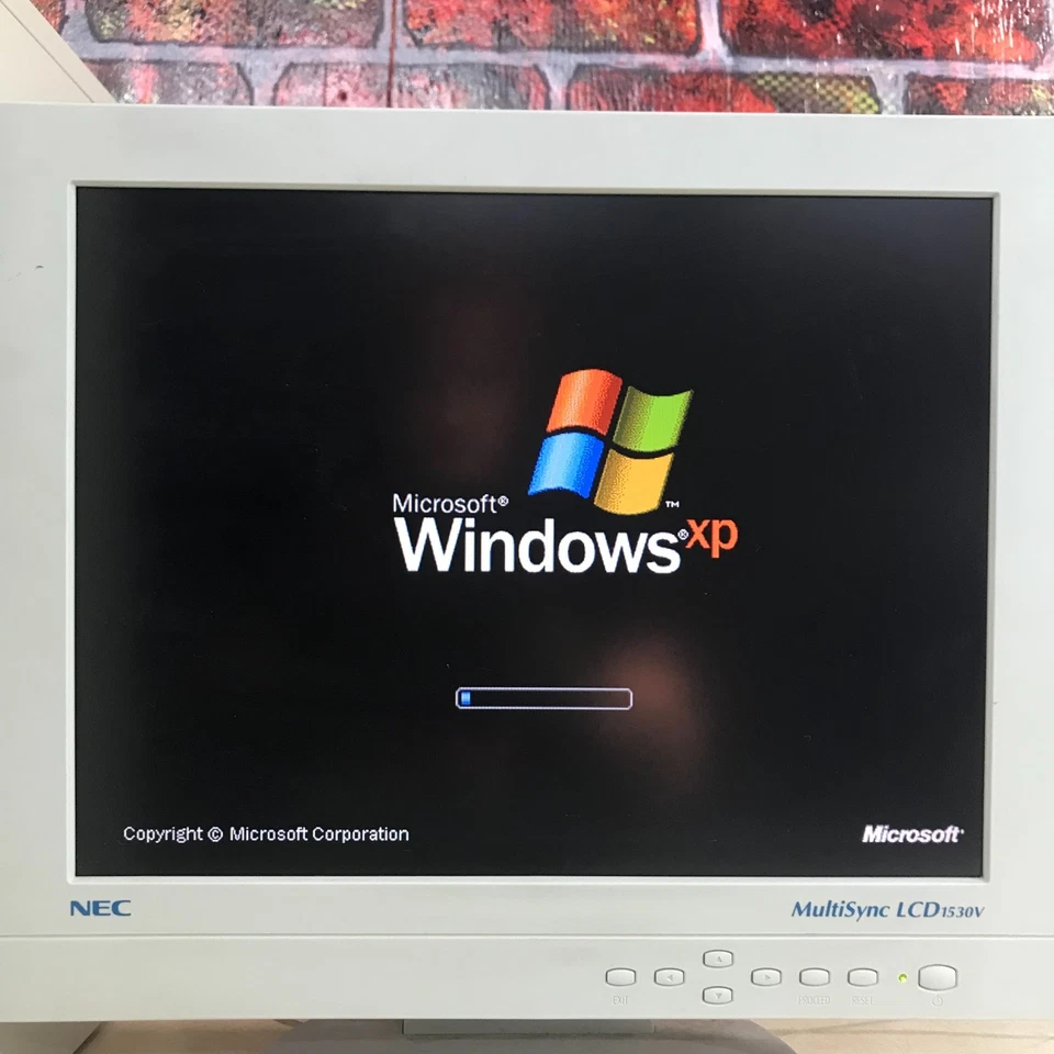 PC Custom Beige ATX para Juegos Retro Celeron 2.66GHz 992MB RAM (Windows XP Pro) Foto 2 de 4