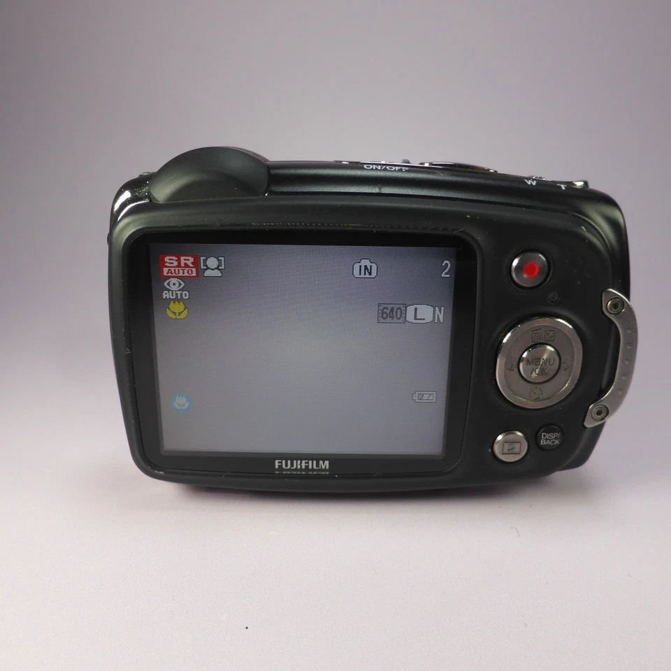 Fujifilm Digital Camera FinePix XP31 14.0MP Underwater Black Tested, photo 3 of 5