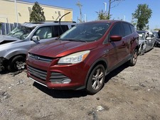 Driver Left Headlight Halogen Fits 13-16 ESCAPE 590887