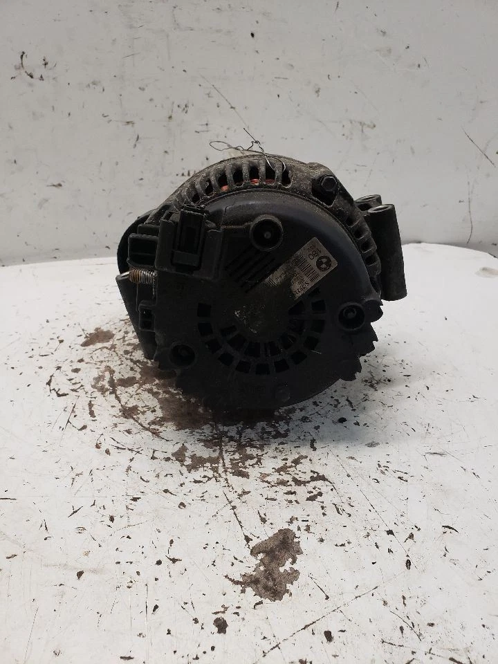 Alternador 180 amperios compatible con 09-10 BMW 528i 1440741 Foto 2 de 4