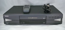 Toshiba M-775 VCR Hi-Fi Stereo 6 Head HQ With Remote & 2 Cables