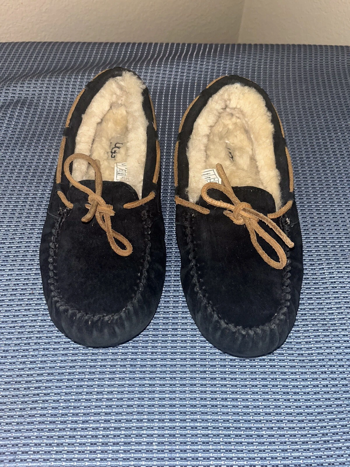 Pantofola da donna nera UGG Dakota taglia 8