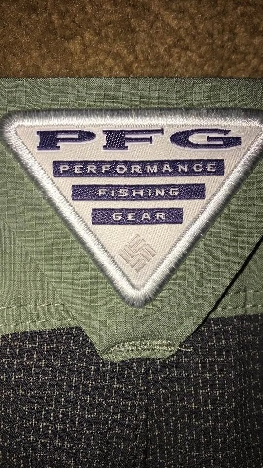 Columbia Force 12 PFG Fishing 10” Stretch Ripstop Shorts Men’s 44 EUC