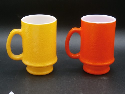MCM Hazel Atlas "Orange Peel" Textured Coffee Cups Set/2 Yellow&Orange Stackable - Picture 3 of 13