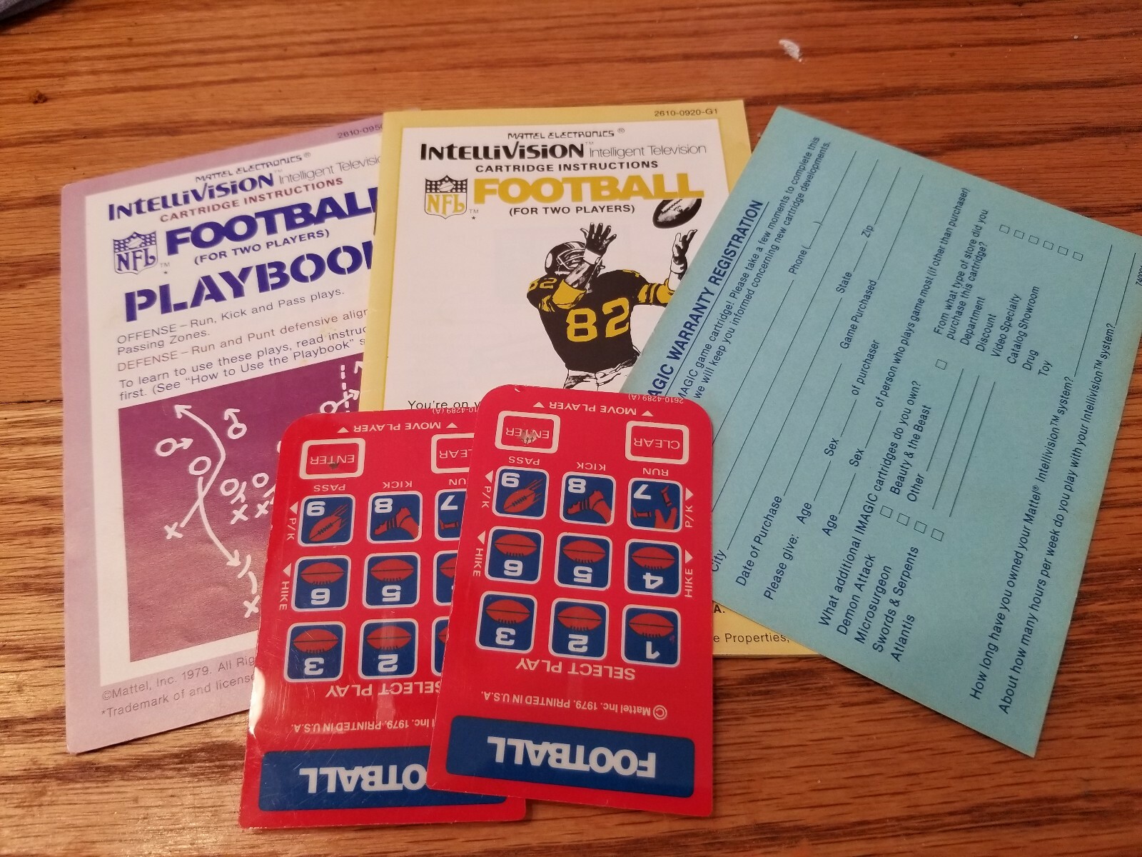 Notice + Overlays Du Jeu Mattel Intellivision Football - Année 1980, En Français, Bon état