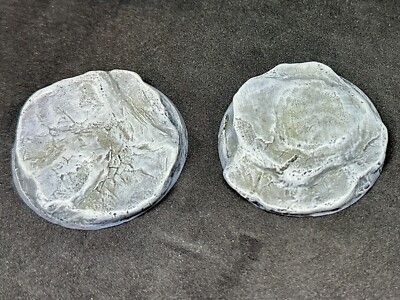 50mm (2) Resin Base Slate v2 Rock Scenic Miniature Base Warhammer 40k Tabletop
