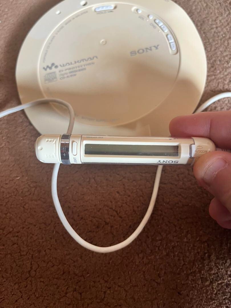 Sony D-EJ720 CD Walkman Music Player Pink Good | eBay