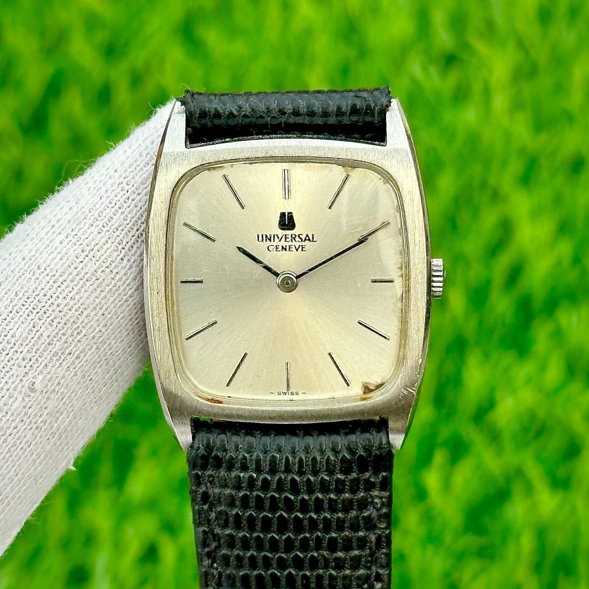 Vintage Universal Geneve Tank Cal-42 Manual Winding Men's Vintage Universal Geneve Tank Cal-42 Manual Winding Men's