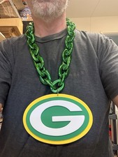 Green Bay Packers NEW NFL BIG Fan Chain GREEN Necklace Foam USA SELLER