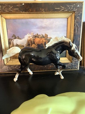 Breyer Traditional Model Horse CHARCOAL RUNNING STALLION #126 Glossy 1968-1971