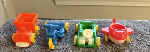 Vintage Mixed Lot Of Fisher Price Little People Figures And Accessories