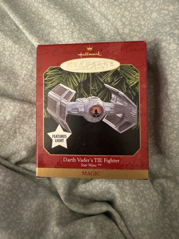 Hallmark Keepsake 1999 Retired Star Wars Darth Vader's TiE Fighter MAGIC Lights