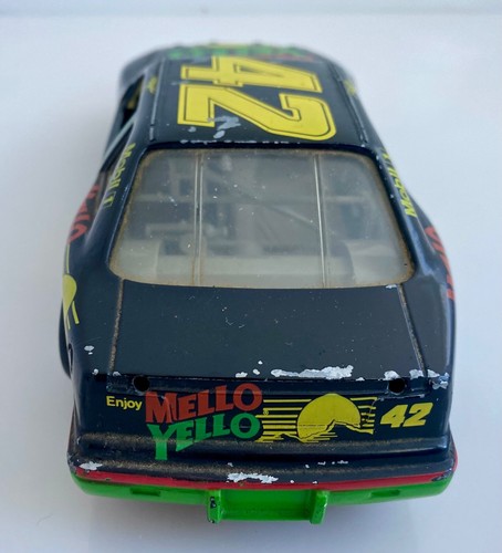 Kyle Petty #42 Mello Yello Revell 1991 Pontiac Gran Prix 1:24 Diecast no box - Picture 4 of 6