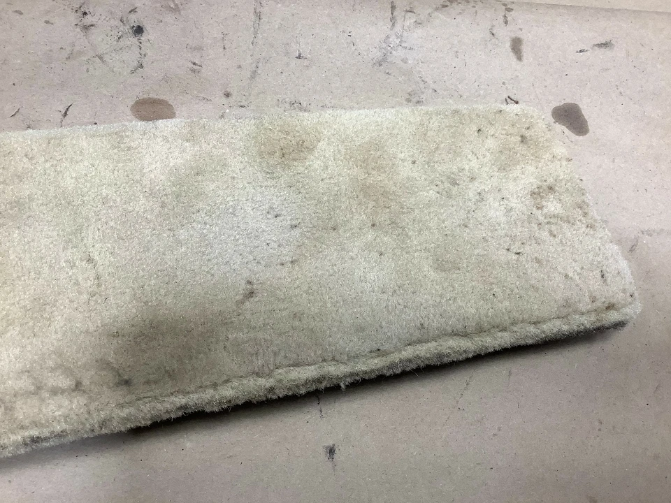 BMW 750Li Sedan E66 2008 consola central delantera izquierda cubierta de alfombra panel de moldura OEM+ Foto 3 de 4