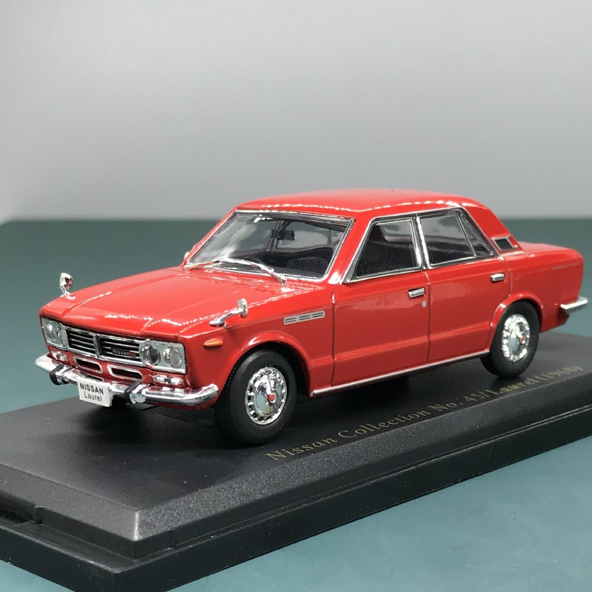 ミニカー YONEZAWA TOYS NISSAN LAUREL YONEZAWA TOYS Nissan Laurel 1/43 Scale Diecast Model Car