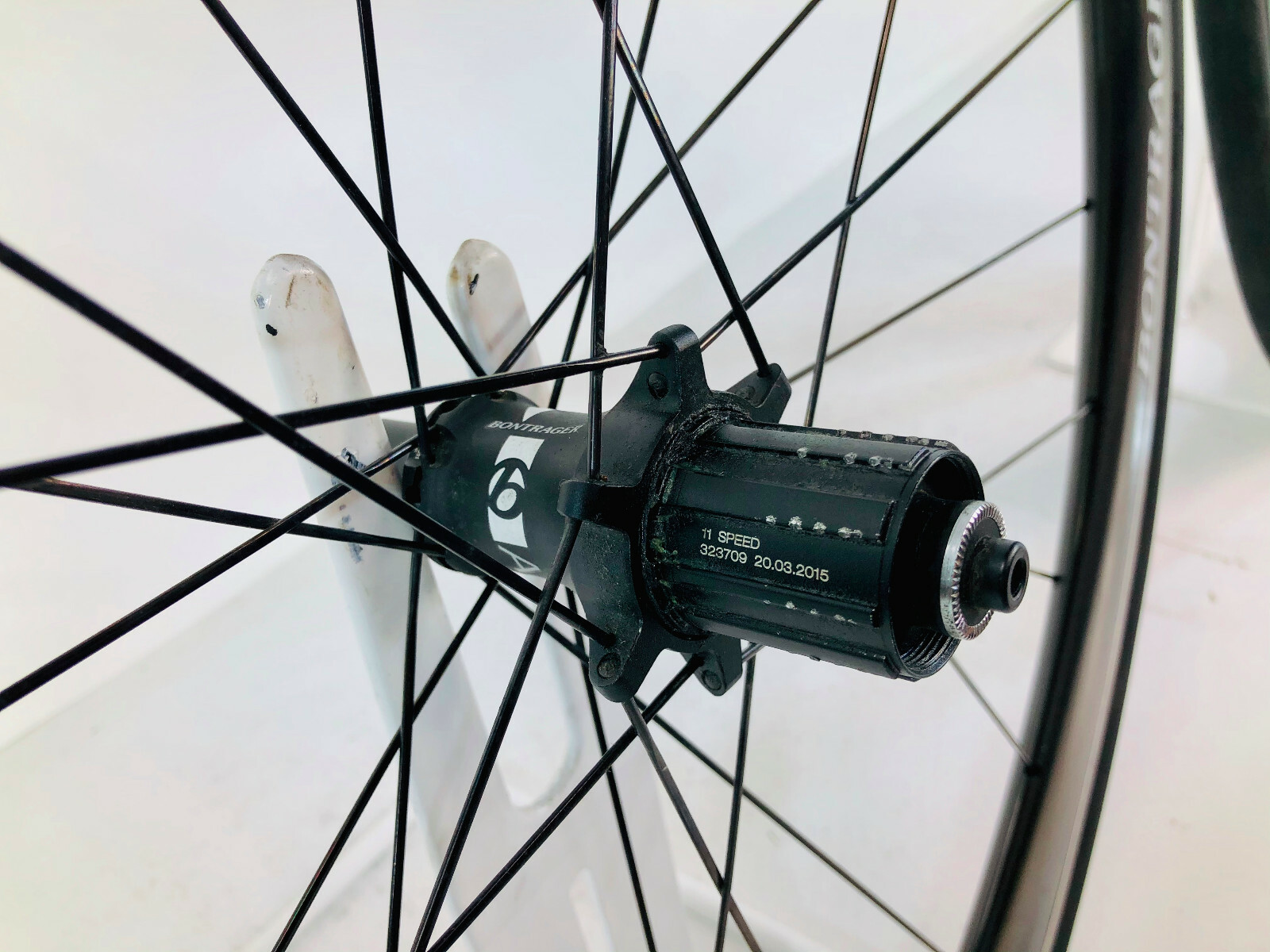 bontrager aura 5 carbon