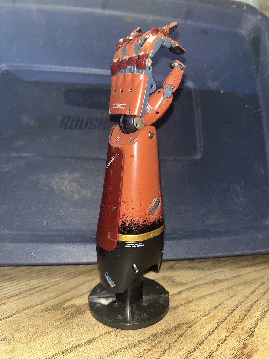 Venom Snake's Bionic Arm 1/6スケール Venom Snake's Bionic Arm 1/6スケール Venom Snake's bionic