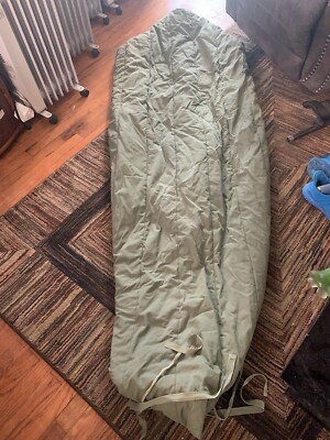 米軍　実物　SLEEPING BAG スリーピングバッグ　ODグリーン　④ 米軍 スリーピングバッグ [寝袋] 豪華3点セット！の商品詳細