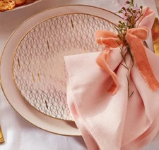 Lenox China TRIANNA  12 Piece Dinnerware Set (service 4)