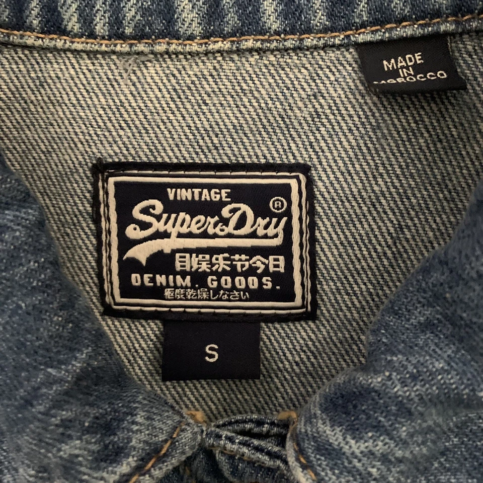 Chaqueta SUPERDRY Mujer Pequeña Camionero Jean Novio Bordada Denim Azul Foto 2 de 4