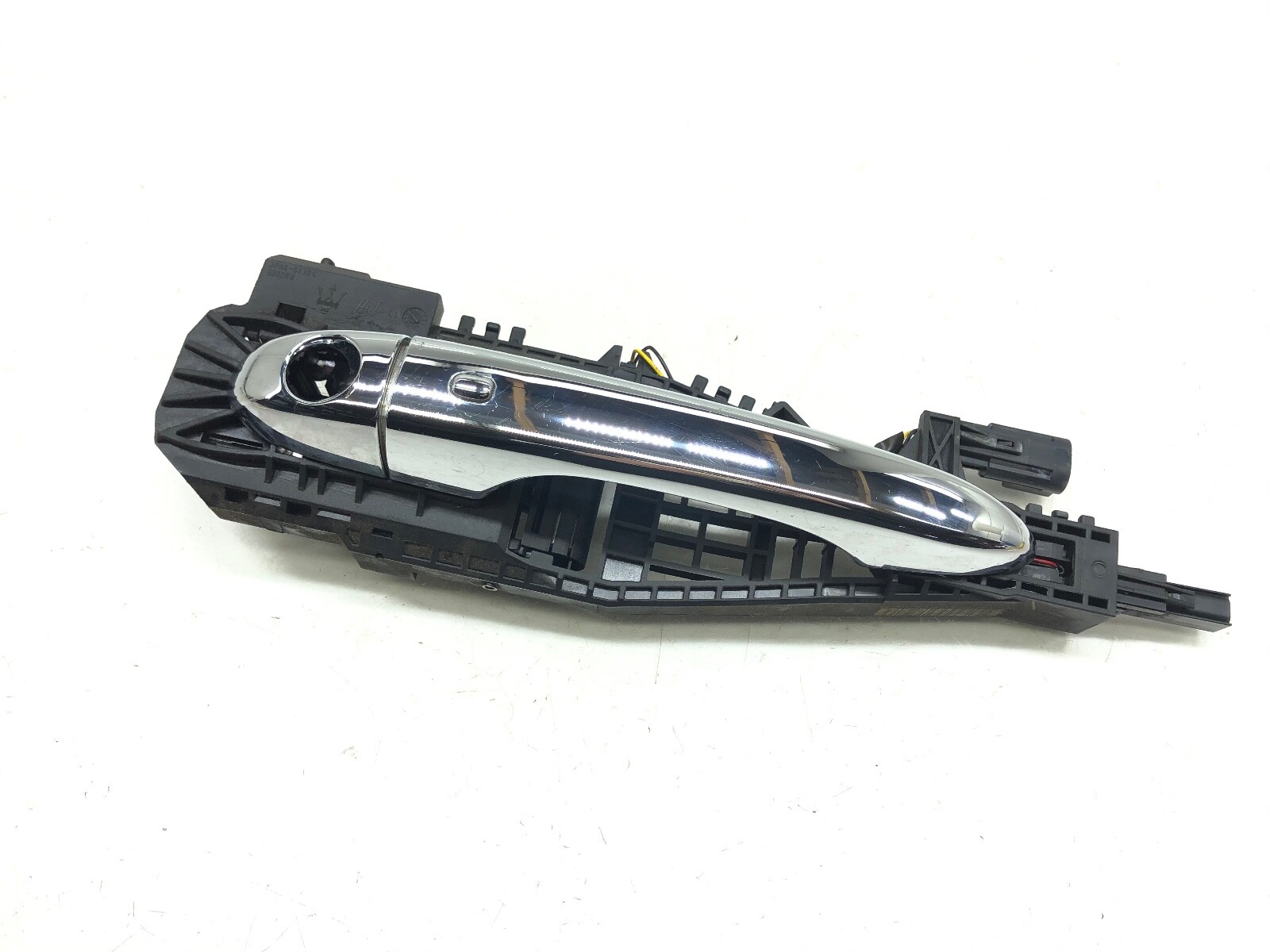 2014-2021 MASERATI GHIBLI LEFT DRIVER FRONT EXTERIOR DOOR HANDLE CHROME OEM.