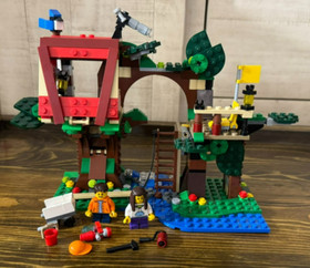 LEGO 31053 CREATOR: Tree house Adventures 3 in 1 set
