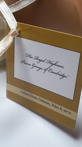 Porcelain Doll "Prince George of Cambridge" 20"(50cm) by The Ashton-Drake (589 ) - Picture 12 of 13