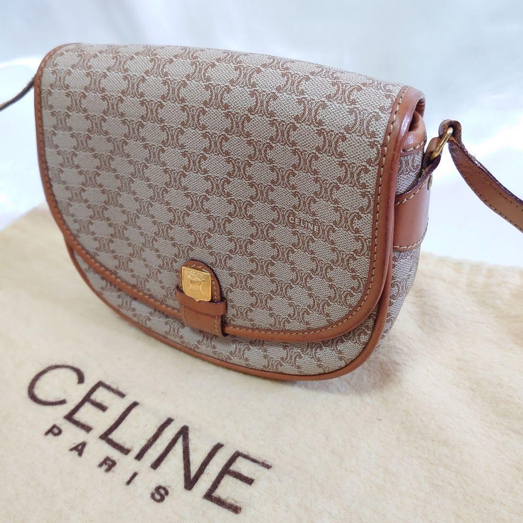 Mint Condition CELINE Macadam Pattern Sacoche Pou… - image 4