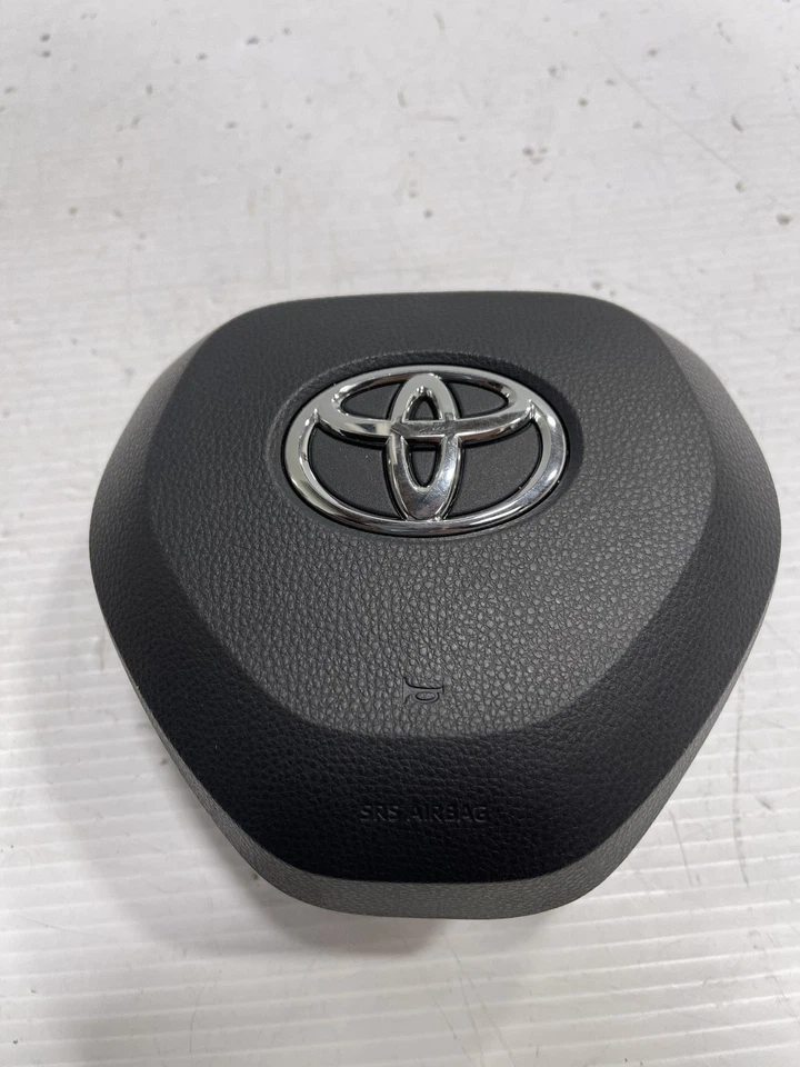 TOYOTA RAV4 2019-2023 STEERING WHEEL AND DRIVER SIDE KNEE AIRBAG OEM Foto 3 de 4