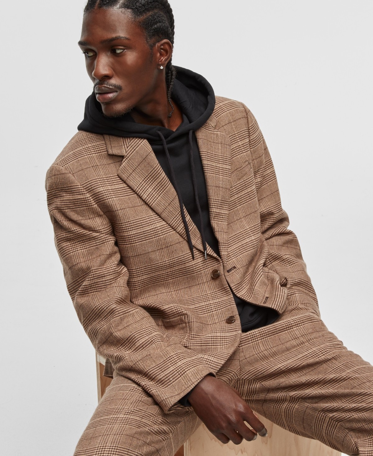 Mode of One Mens Relaxed Fit Plaid Blazer in Cinnamon Brulee Medium 20490₽