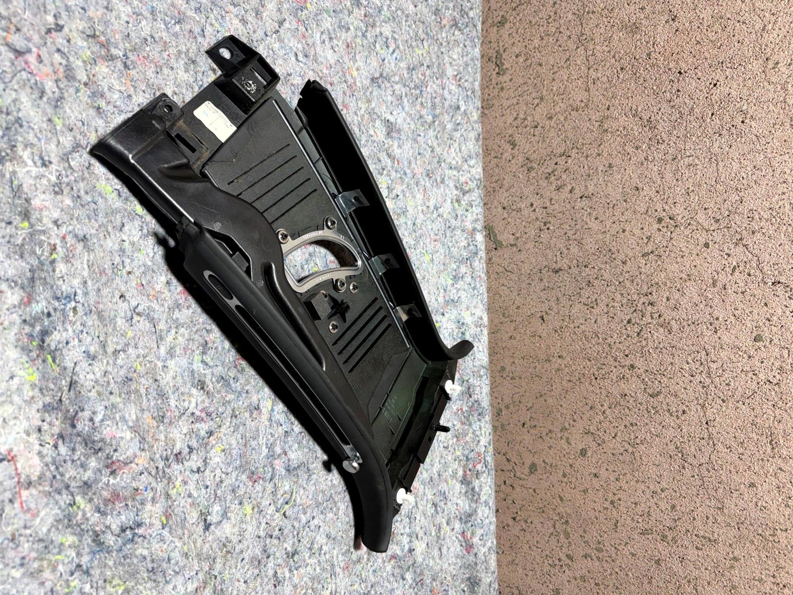 06-12 BENTLEY CONTINENTAL FLYING SPUR DRIVER SIDE B PILLAR COVER TRIM 3W5867285D