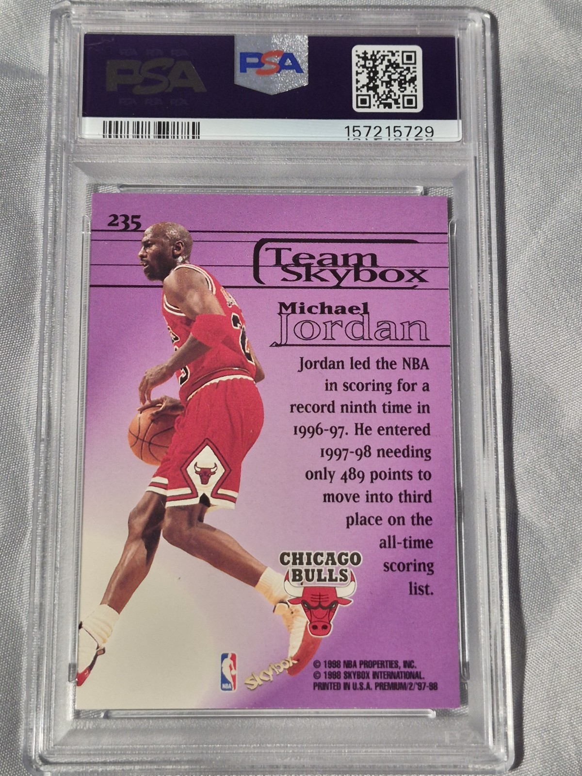 Michael Jordan PSA 9 MINT 1997-98 Skybox Premium Team Skybox Bulls #235 view 2