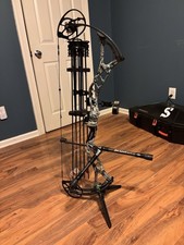 Bowtech Boss Compound Bow 70lbs 32in Left Hand Black Camouflage Aluminum Used