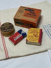 Vintage Office Supplies Swingline Staples Majest Wire Staples Fasteners Lot Of 4