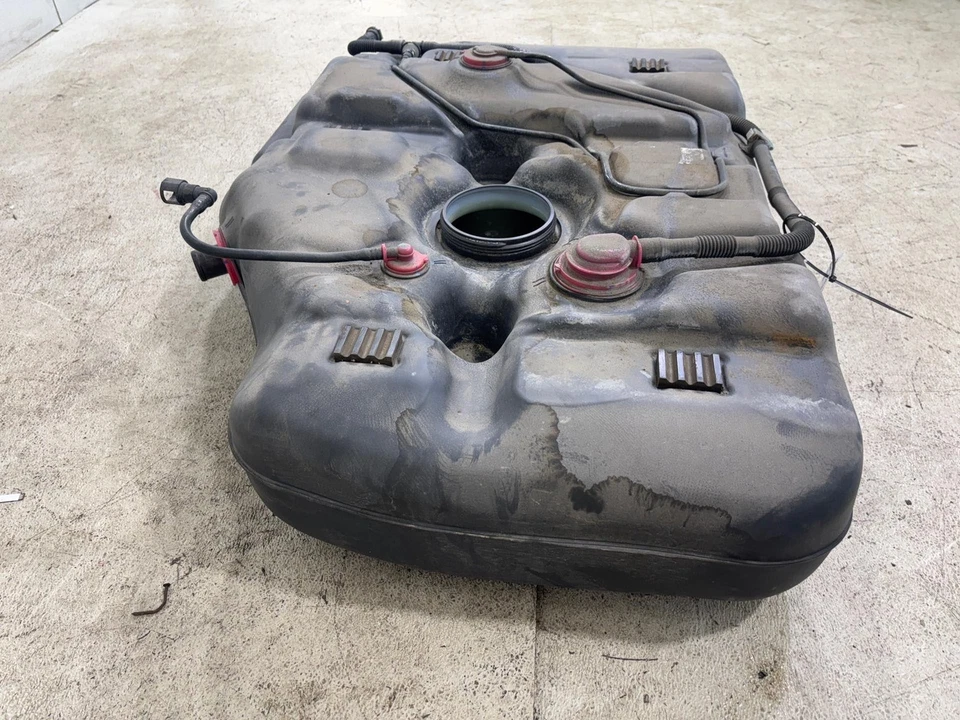 2011-2017 Honda Odyssey Fuel Gas Tank Reservoir OEM - Image 4 of 4
