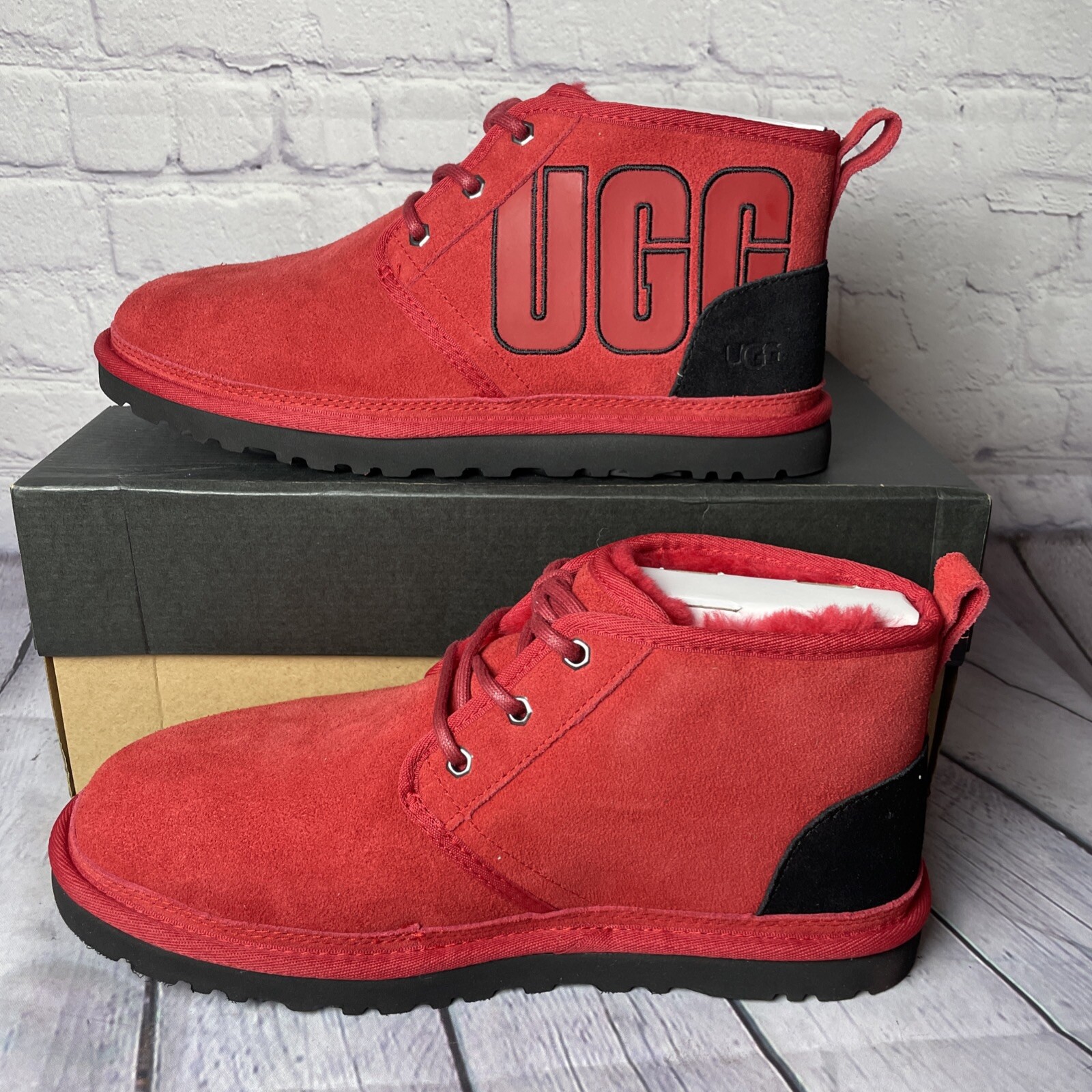NEW Mens UGGS Red & Black Neumel Graphic Outline Chukka Boots Size 9 image 2