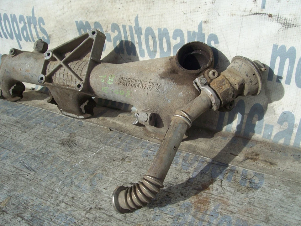 78-85 Mercedes-Benz W123 300D CD Engine Charger Intake Manifold R 617 098 07 07 - Image 2 of 4