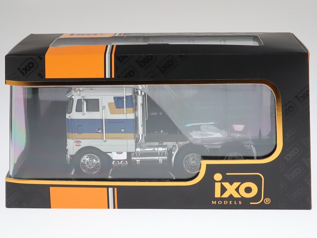 Peterbilt 352 H 1979 white LKW Truck diecast modelcar