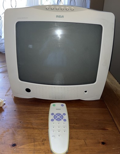 1998 White RCA Colortrak E13334WH Retro TV Gaming Television W/REMOTE Working