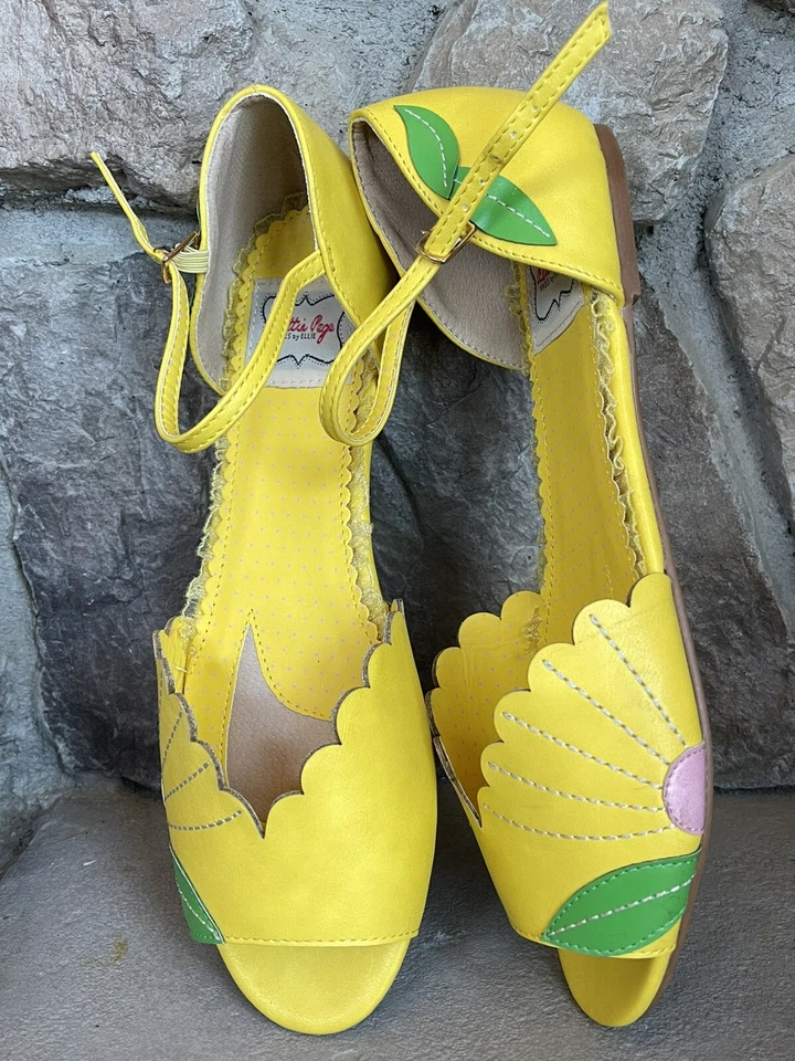 Bettie Page Mujer’s Correa de Tobillo Plana Amarillo Rosa Flor Retro Pin-up Casa de Campo Foto 4 de 4